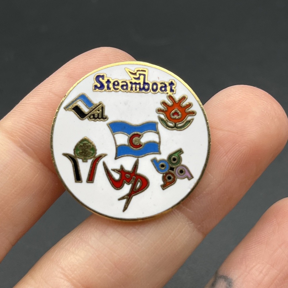 Colorado Steamboat Springs Ski Resort Lapel Hat Pin‎